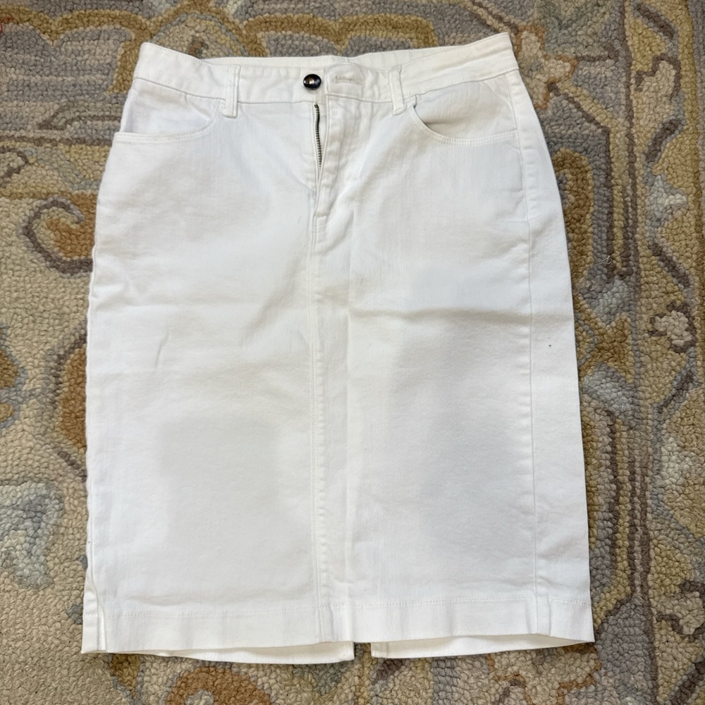 Uniqlo White Pencil Skirt